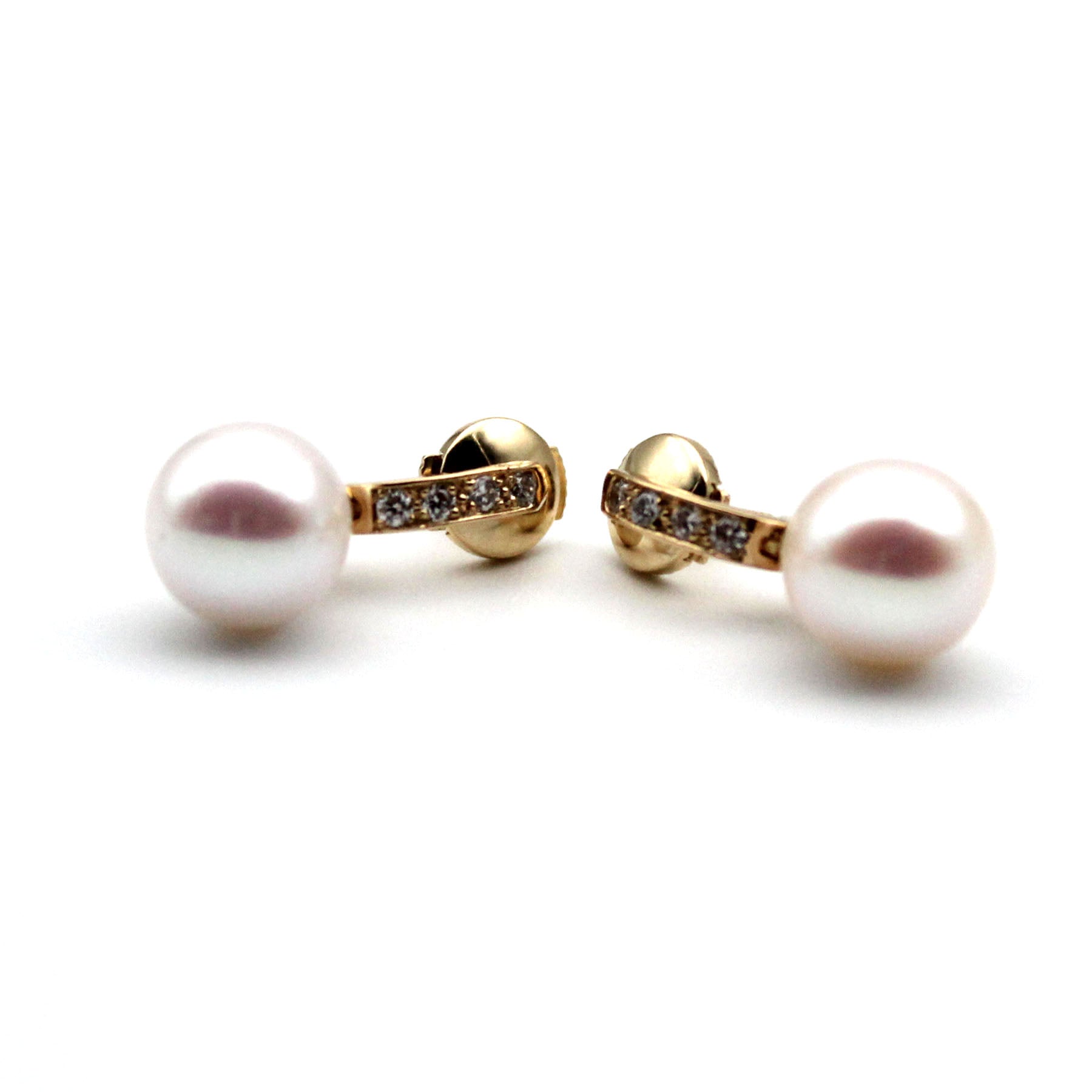 Cultured pearl earrings