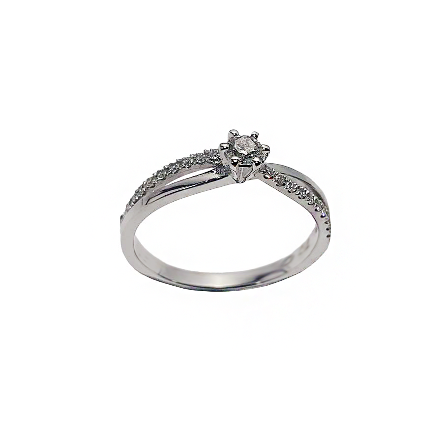 18K White Gold Ring with 21 Diamonds