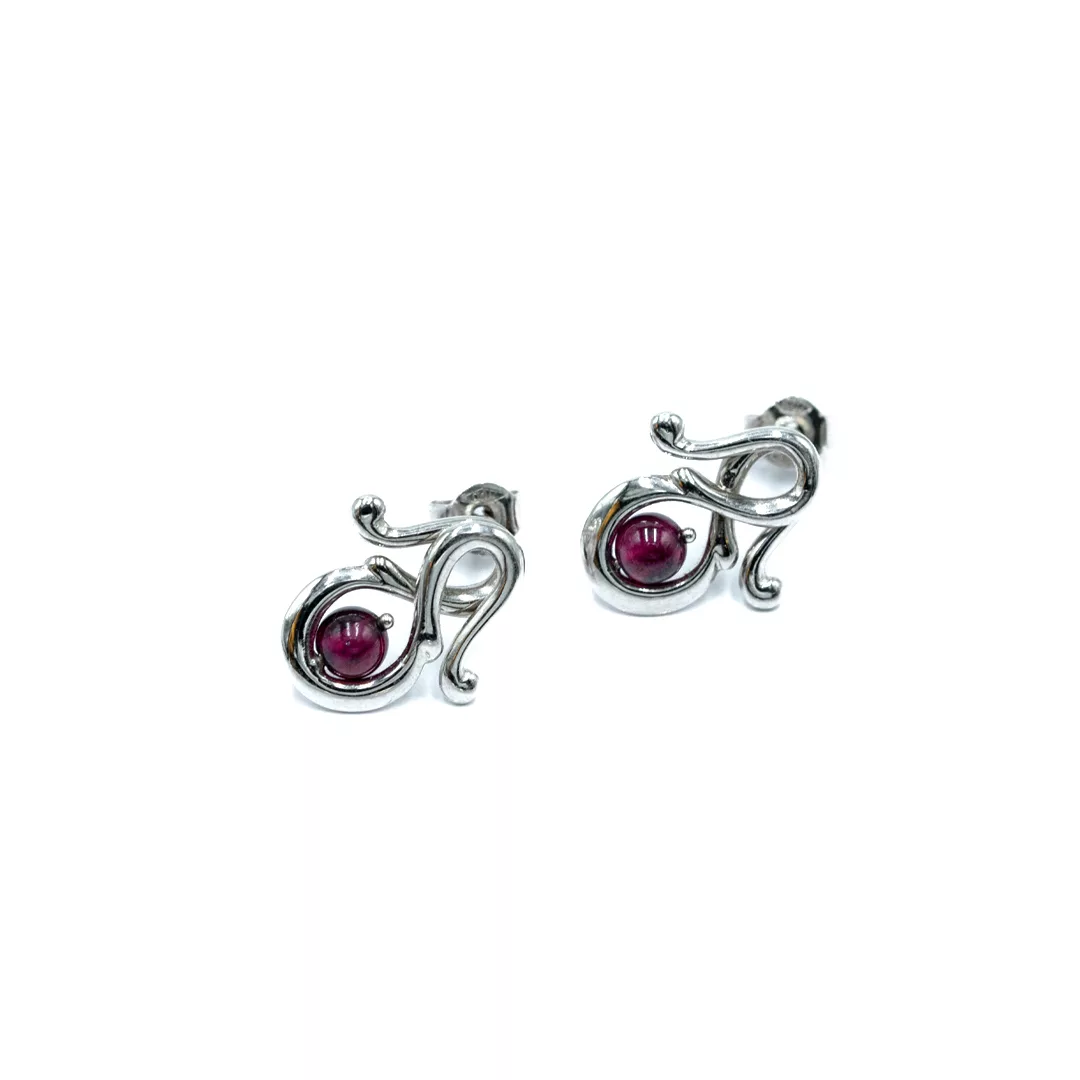 Earrings - Infinity Garnet - White Gold