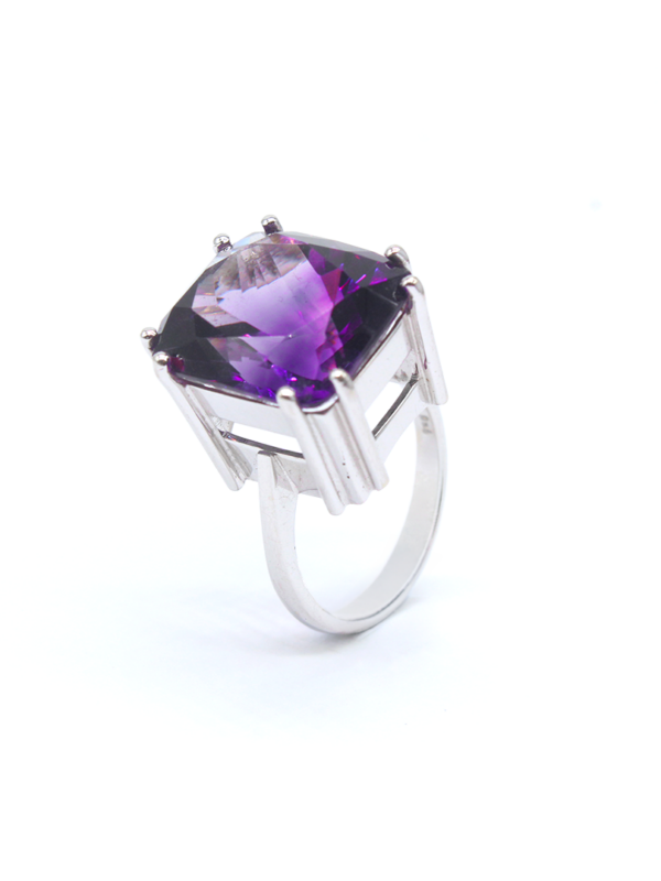 Ring - Amethyst Eclipse