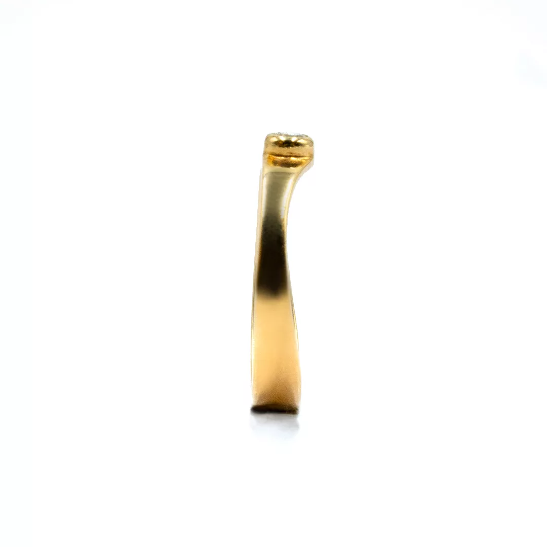 Ring Bezel Solitare Yellow gold Diamond RING