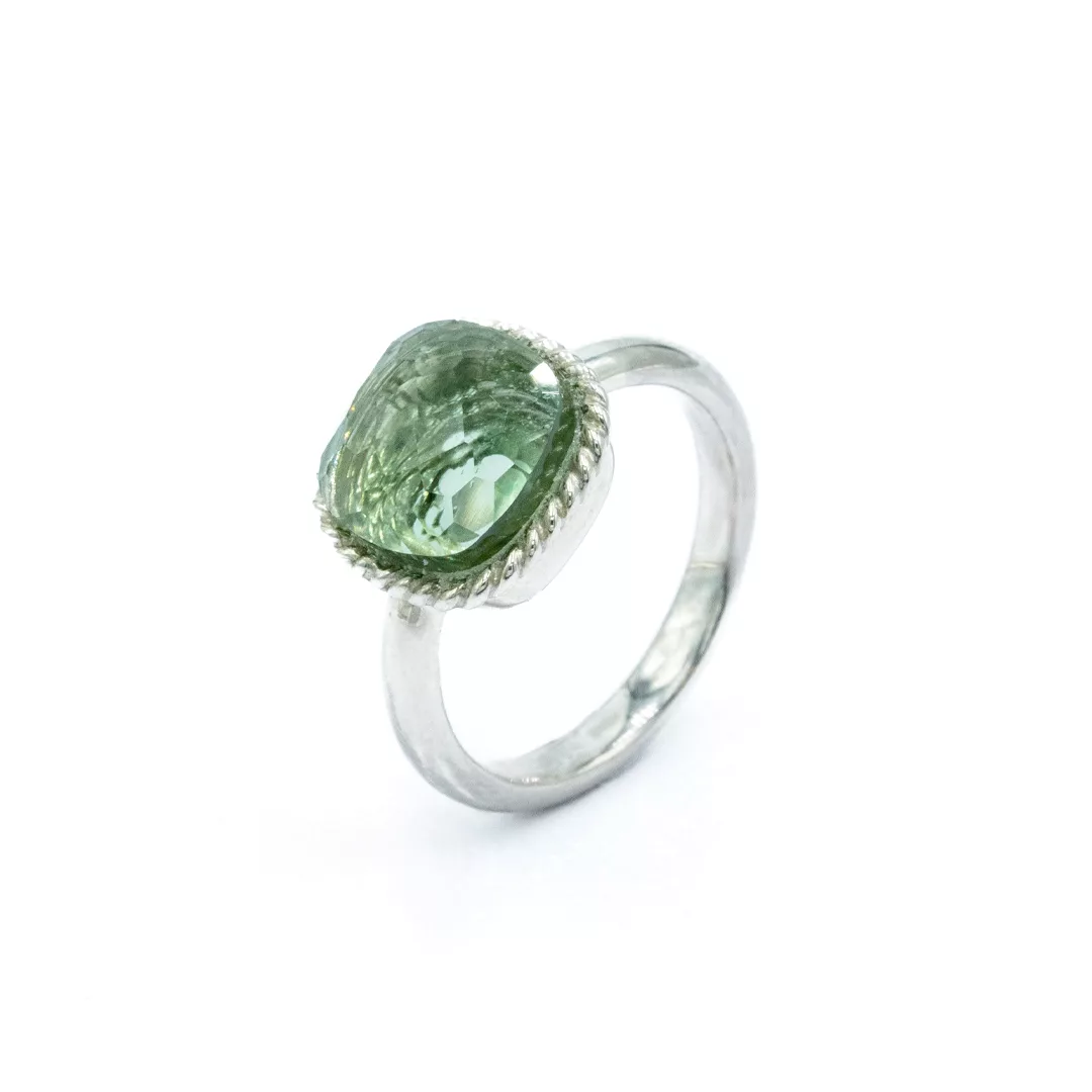 Ring - silver with green quartz
