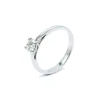 RING SOLITAIRE WHITE GOLD DIAMOND