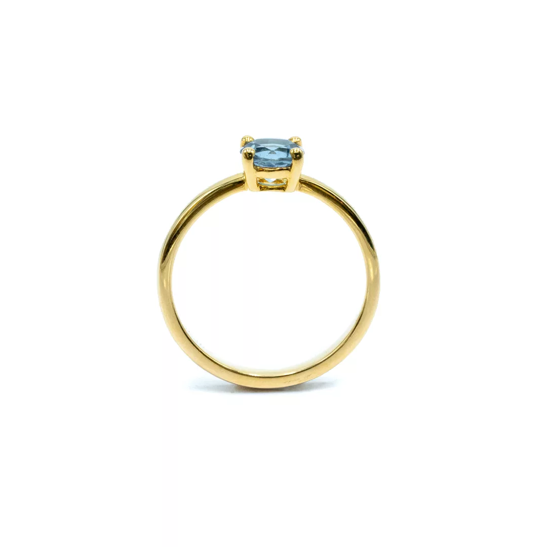Ring - Yellow Gold with Aquamarine