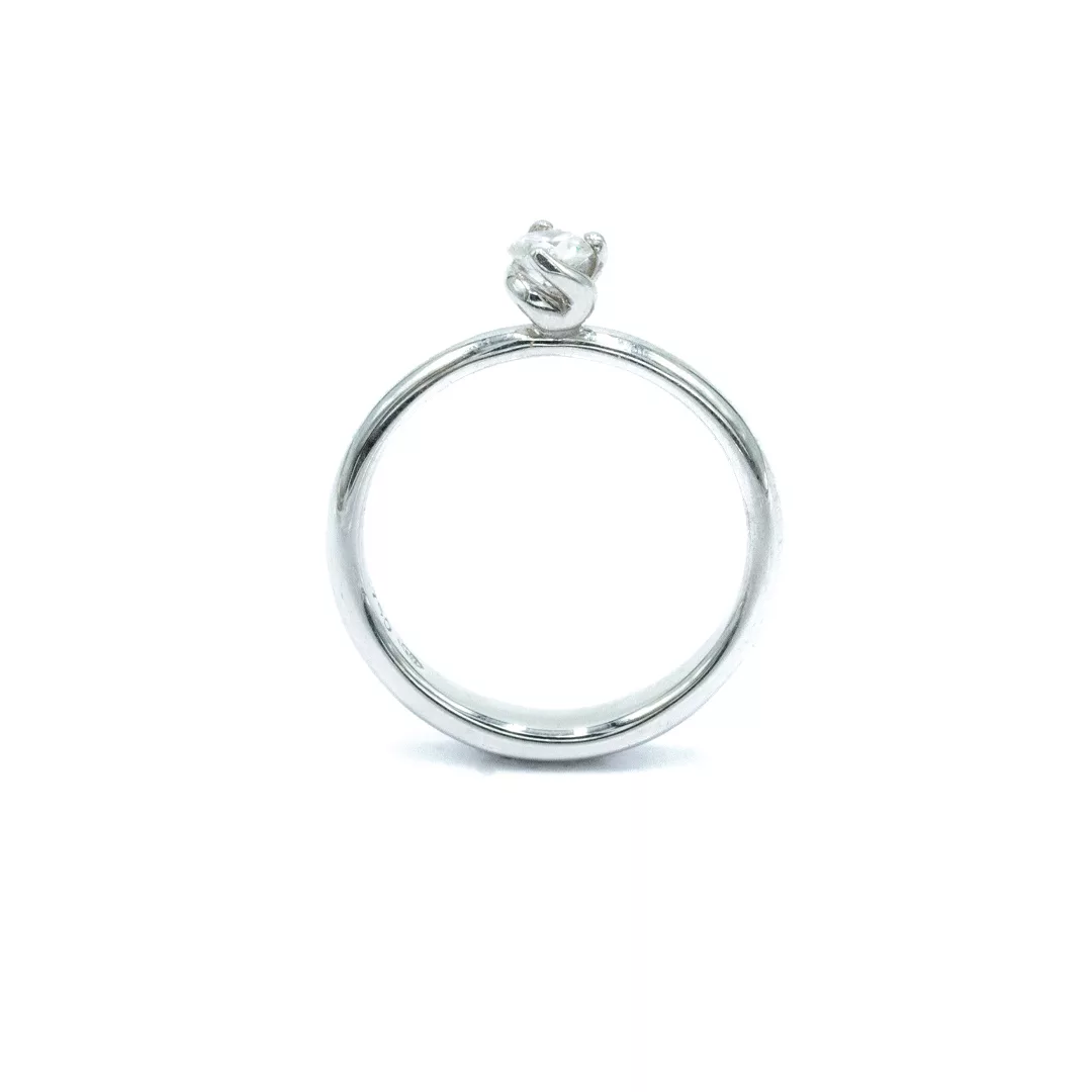 Ring - White Gold with diamond