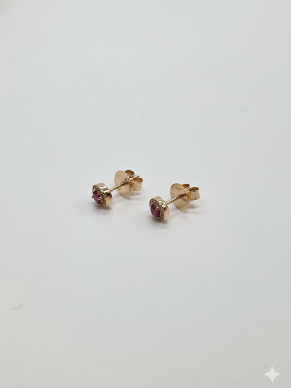 Earring - Yellow Gold with Diamonds & Ruby
