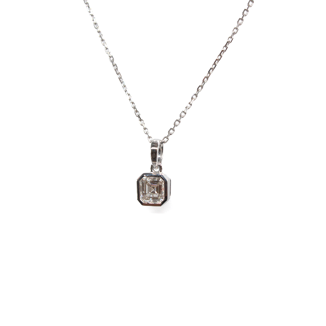 Pendant - White Gold with Diamonds