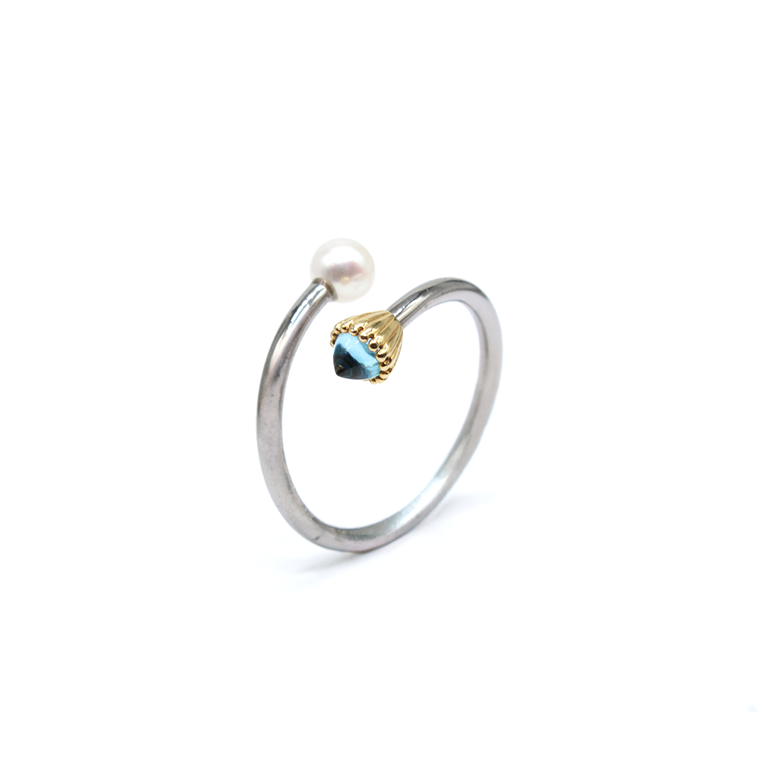 Ring - Topaz Bloom