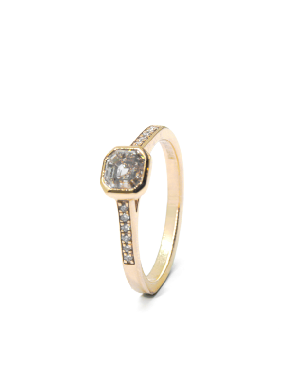 Ring - Amber Glow