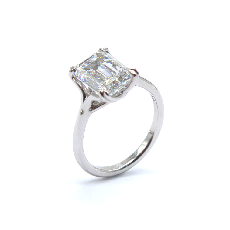 Ring - Serenade Solitaire