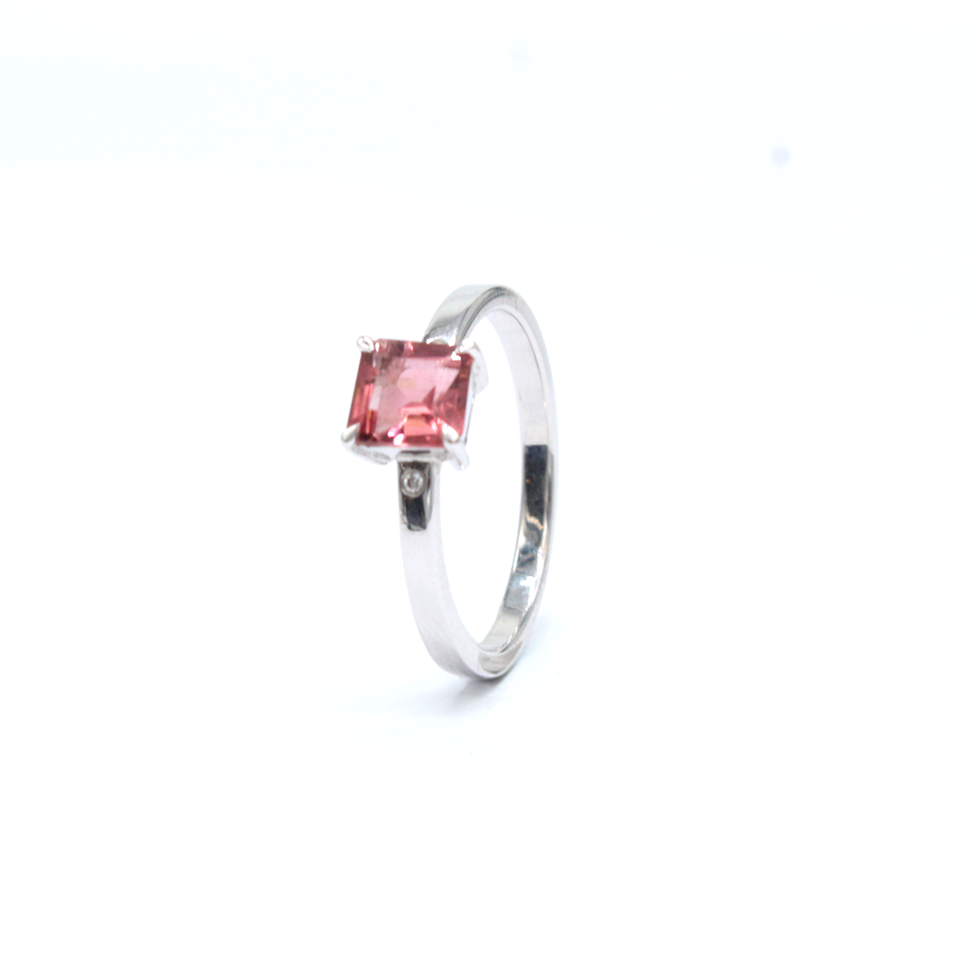 Ring - Edge of Rose