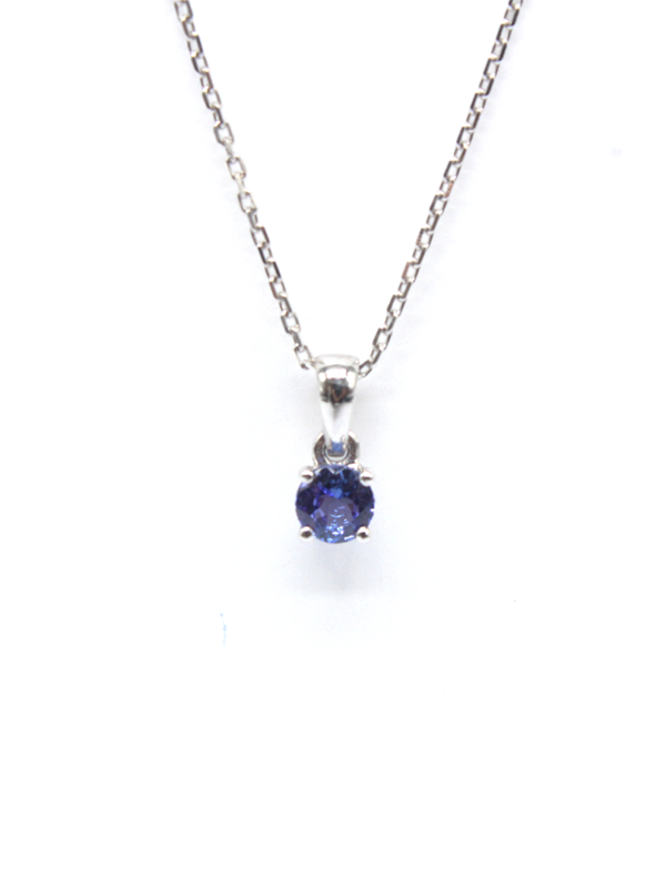 Pendant - Tanzanite on White Gold