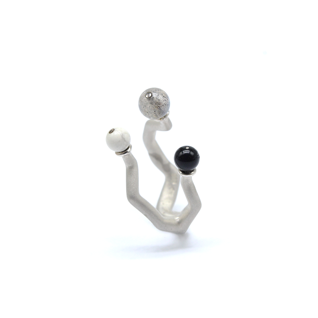 Ring - Koray - Silver with Labradorite, Onyx et Howlite